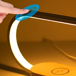 Trelampe med trådløs lader